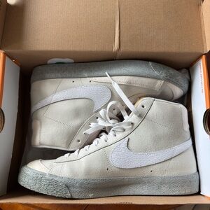 Nike Blazers Mid ‘77 SE